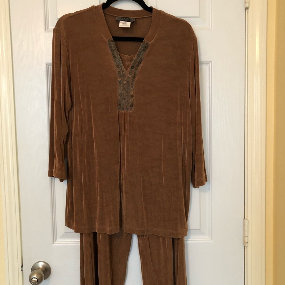 Slinky Brand Ladies Pantsuit [Ankle Length Pants]